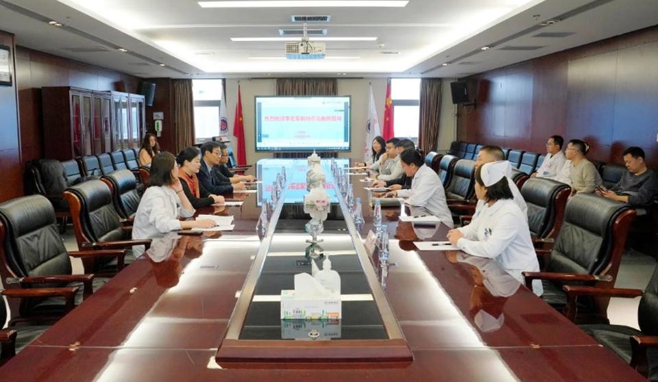 医院举办公立医院放射影像高质量发展及学科建设布局专题培训讲座并开展2025年国家自然科学基金项目指导