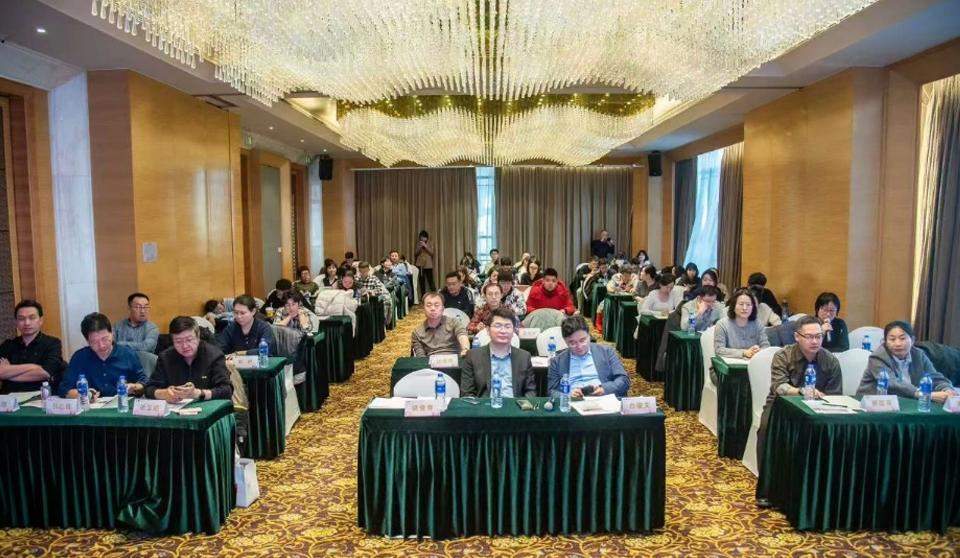 医院新闻 | 医院承办全国乳腺腔镜手术临床研究协作组及内蒙古自治区区域培训中心成立大会暨自治区第二届乳腺腔镜技术培训班